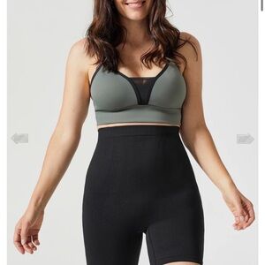 NWT BLANQI high-waist postpartum girl short, black, M